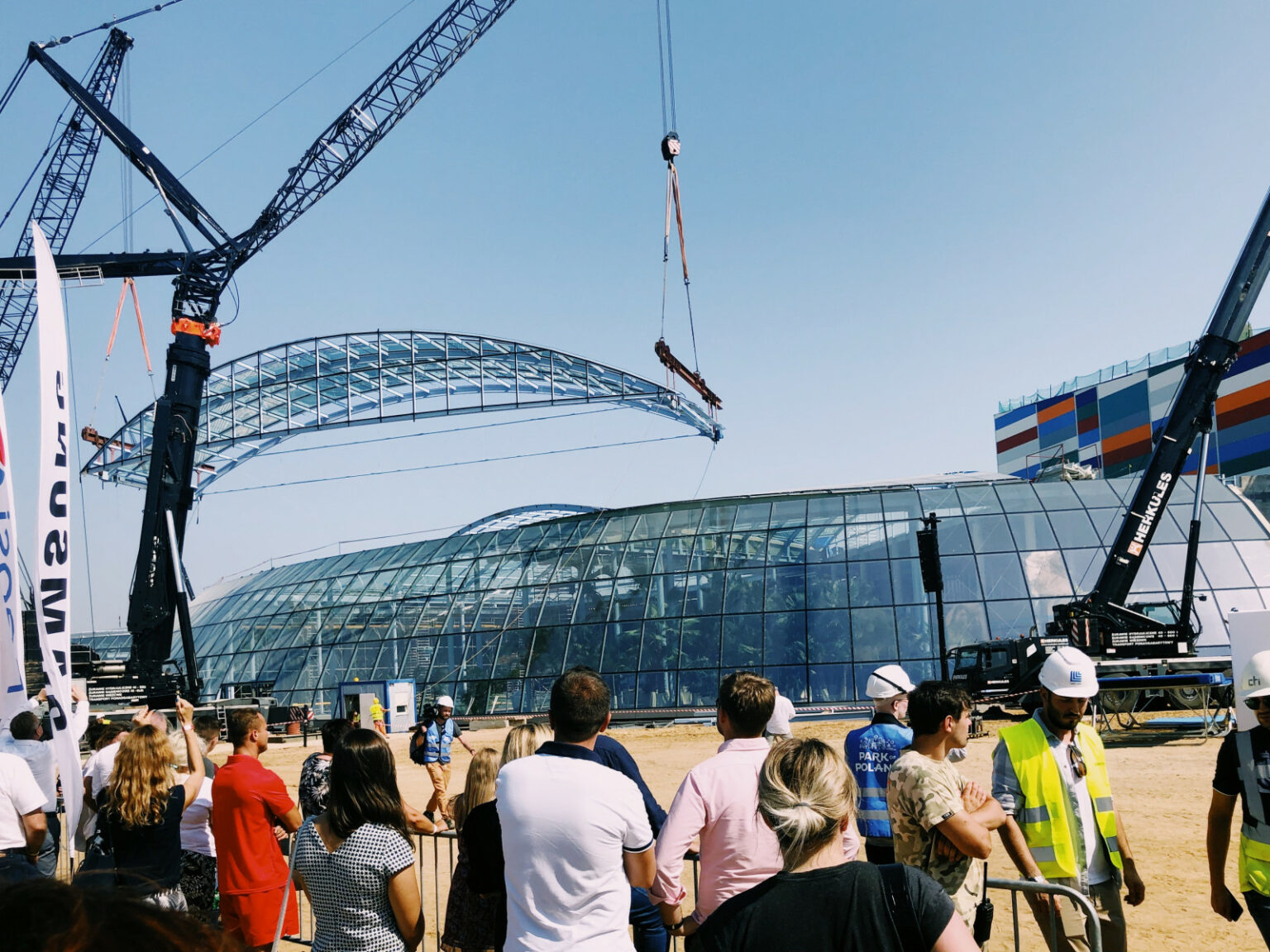 Construction of Suntago, the largest indoor water park in Europe